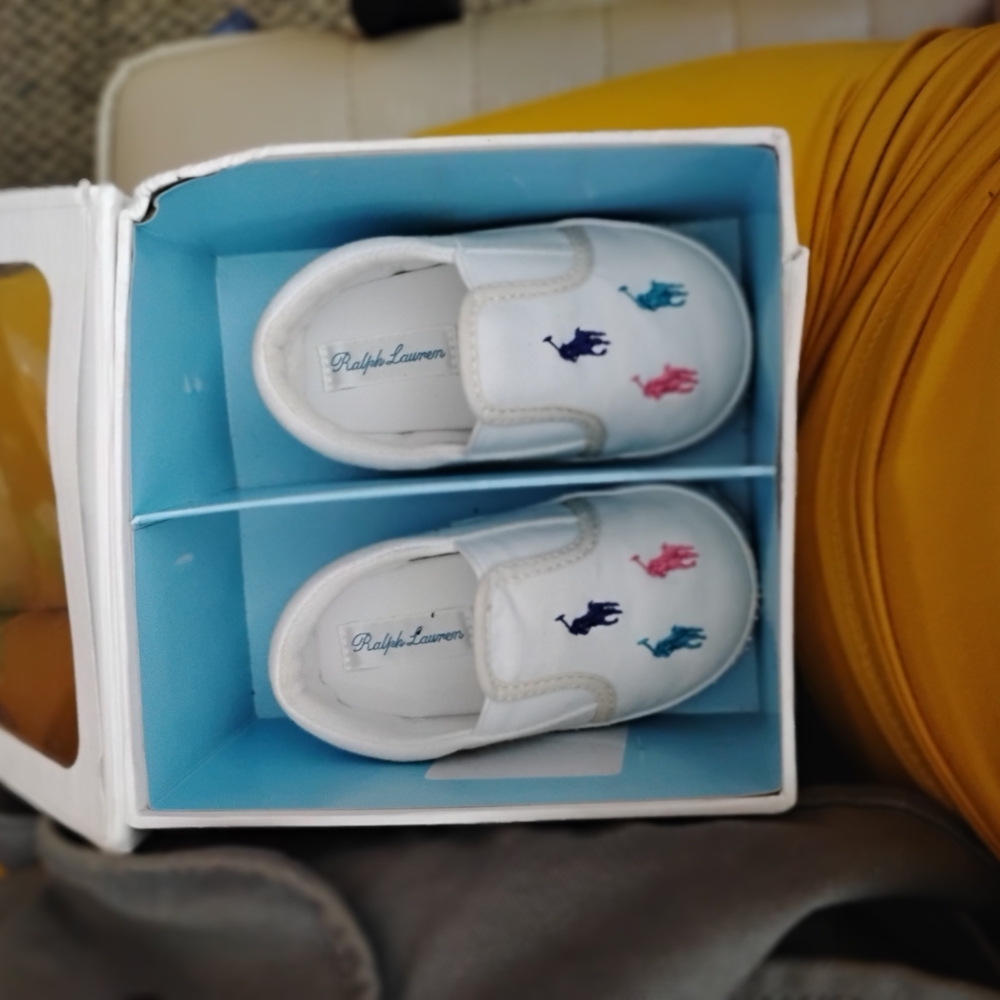Adorable, Comfortable Ralph Lauren White and Blue Baby Walker Shoes